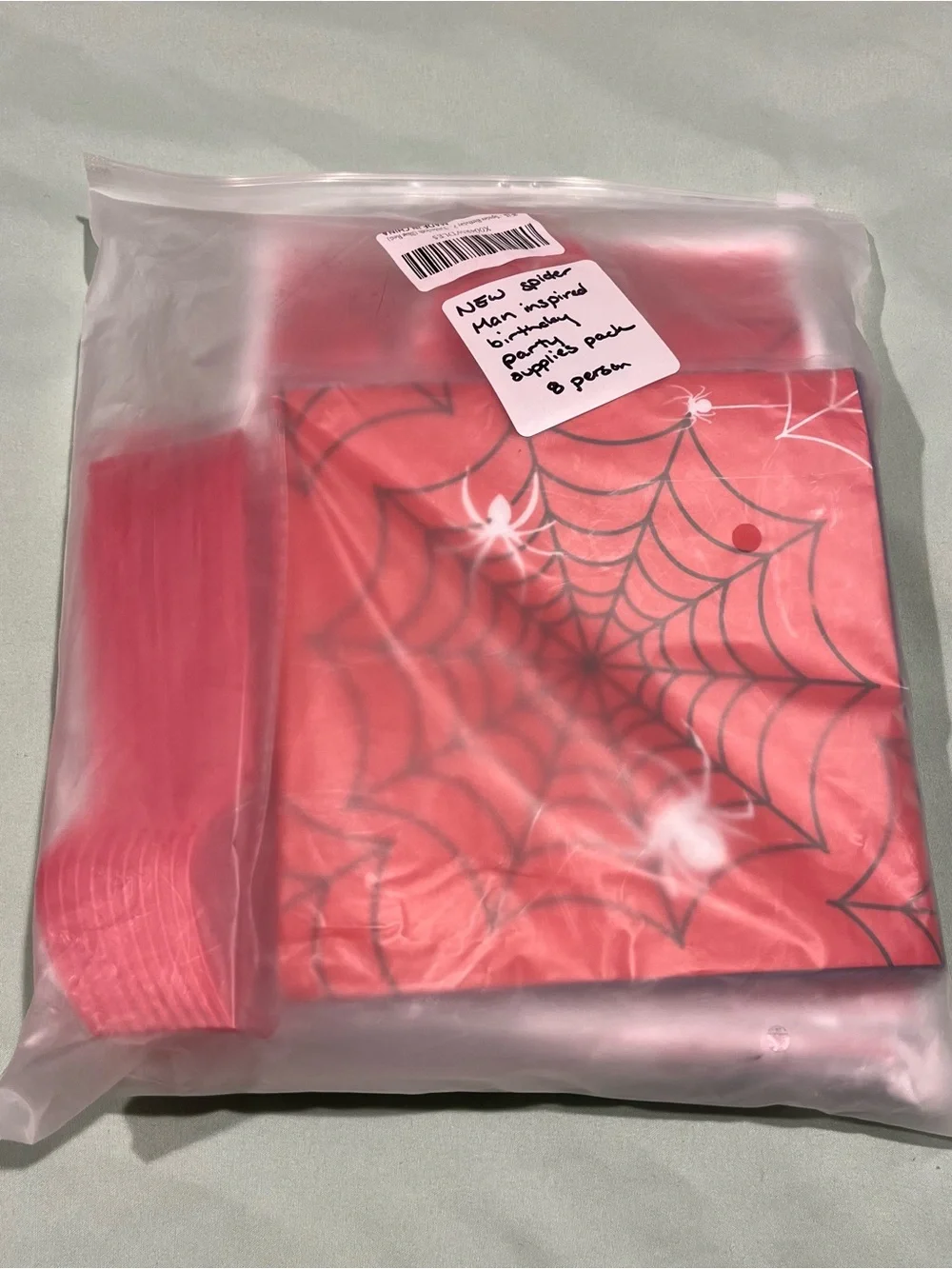 NEW Spider-Man-inspired birthday party supplies pack, 8 person